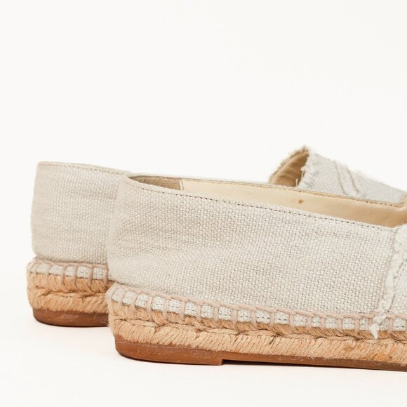 Chanel Fraying CC Textile Espadrille Flats in White and Black - Picture 9 of 10